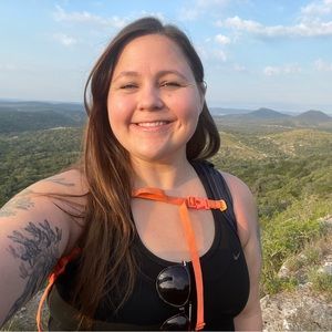 Meet your Posher, Ashley